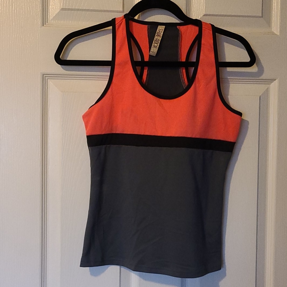 Fitness yoga athletic set (NWOT)